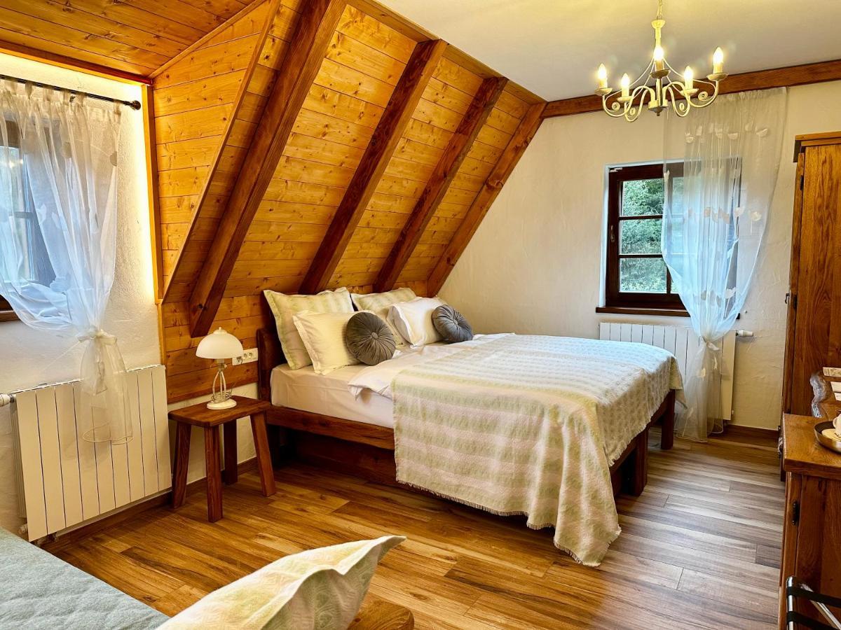 Boutique Villa Pearl Of Plitvice, Plitvice Lakes Plitvica selo Exterior photo