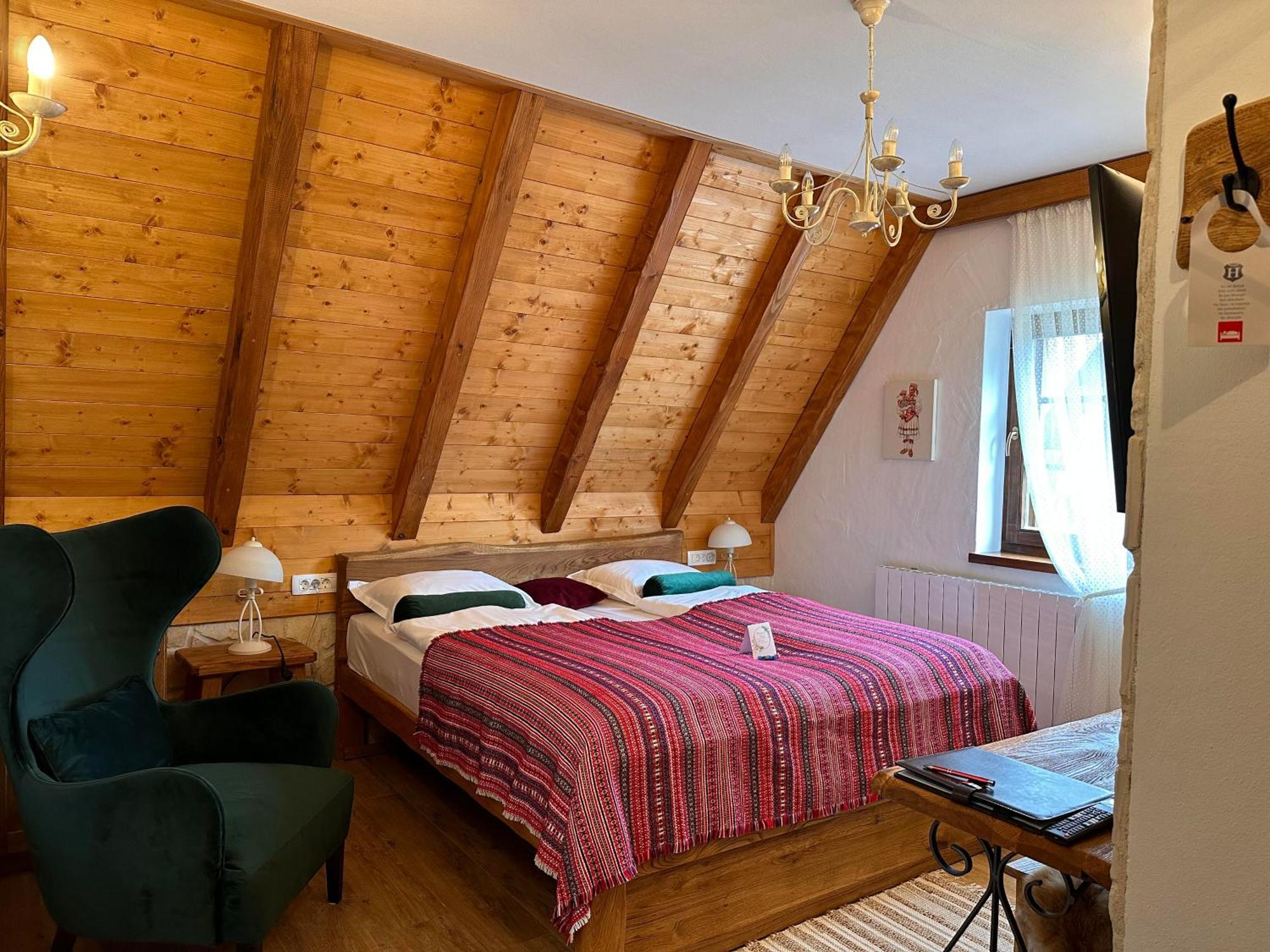 Boutique Villa Pearl Of Plitvice, Plitvice Lakes Plitvica selo Exterior photo